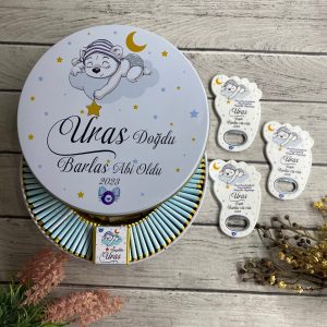 Erkek Bebek Hediyelik Çikolata & Açacak Magnet Set