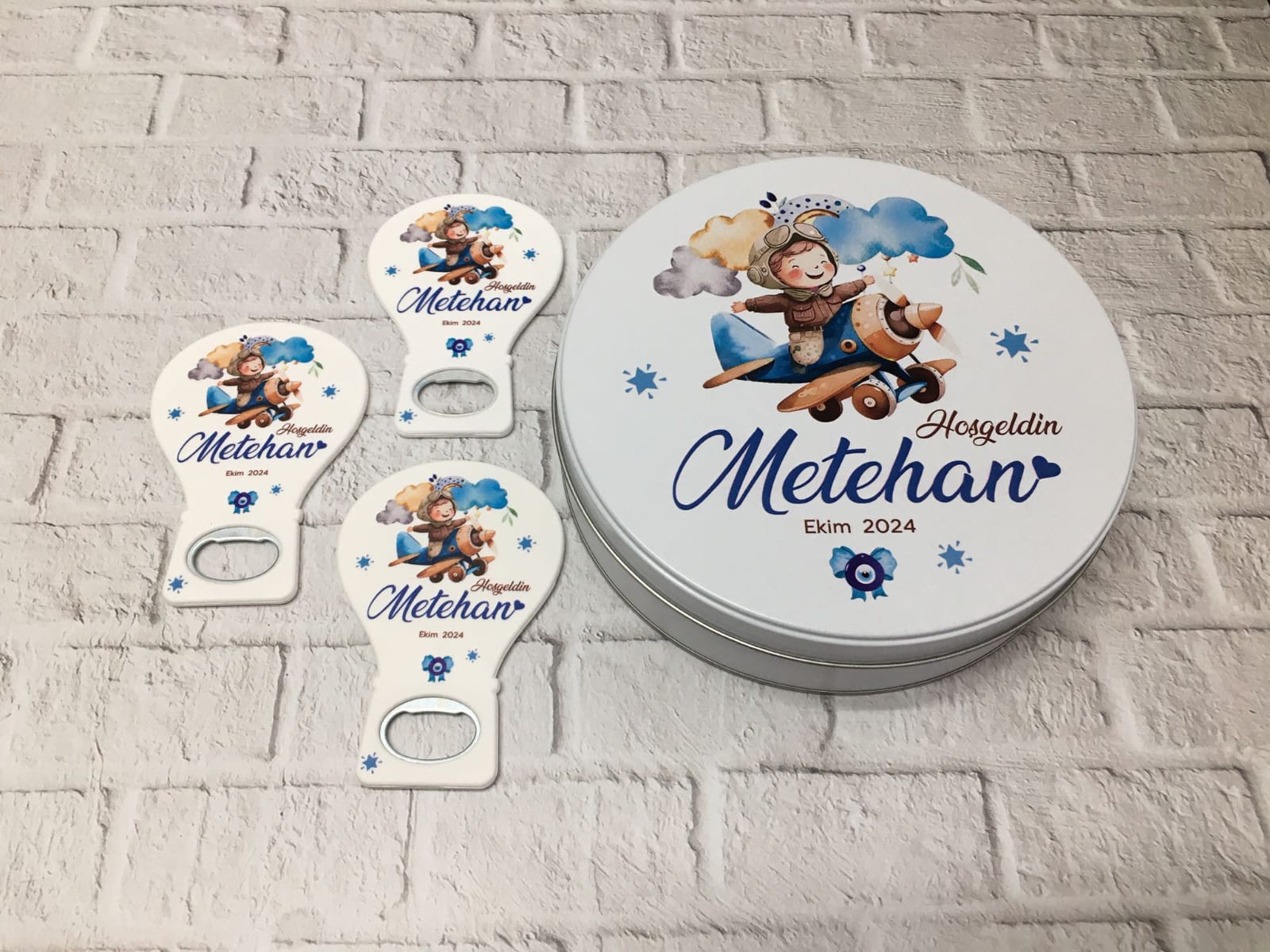 Erkek Bebek Hediyelik Çikolata & Açacak Magnet Set