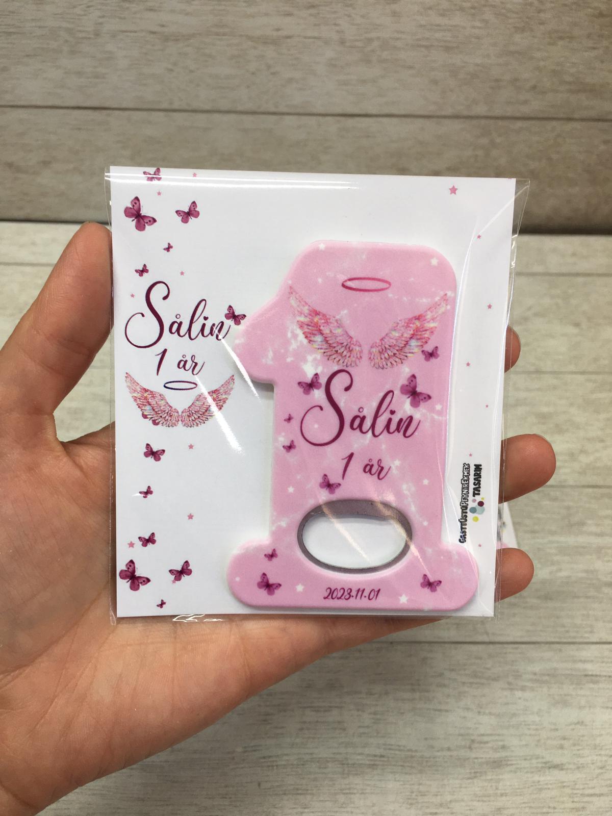 Doğum günü Kız Bebek Hediyelik Açacak Magnet