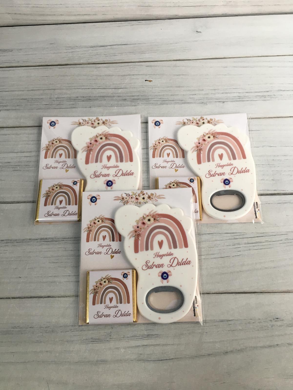 Kız Bebek Hediyelik Çikolata & Açacak Magnet Paket - Görsel 3